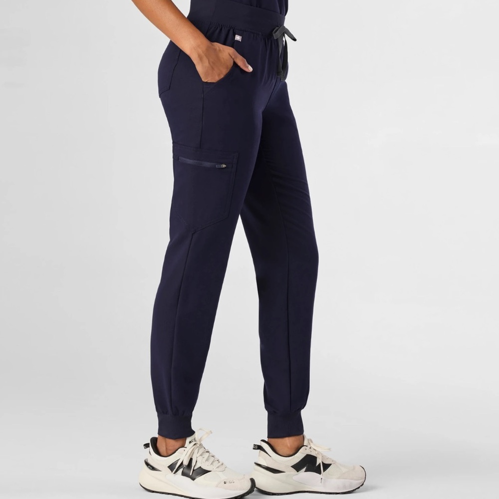 FIGS Zamora Jogger Scrub Pants